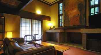 吉 kichiのエントランス外観